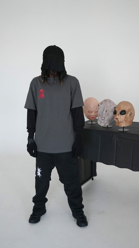 SINTEC TEE (CHARCOAL) - Bailout Grounds