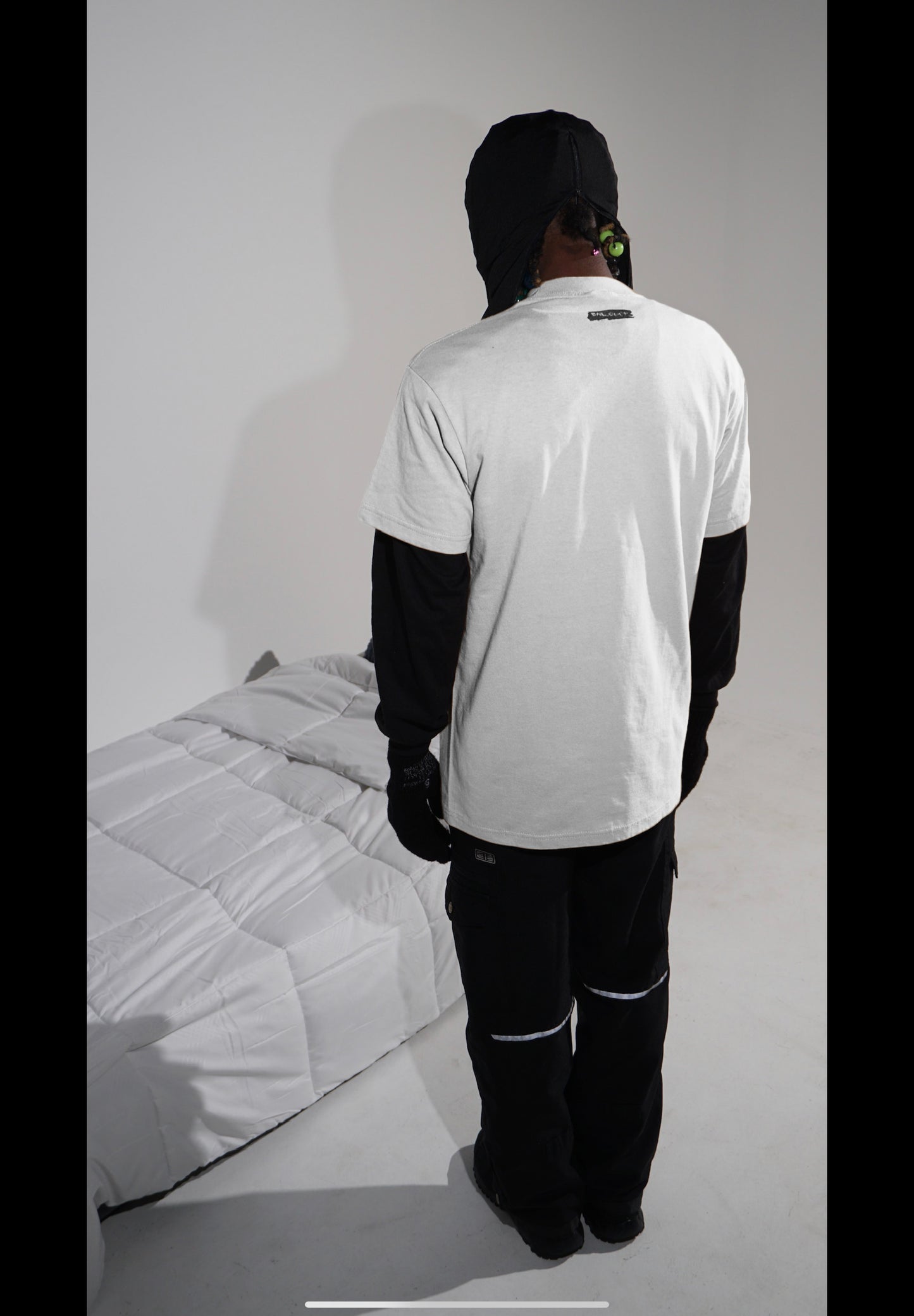 TWO TONE TEE WHITE - Bailout Grounds